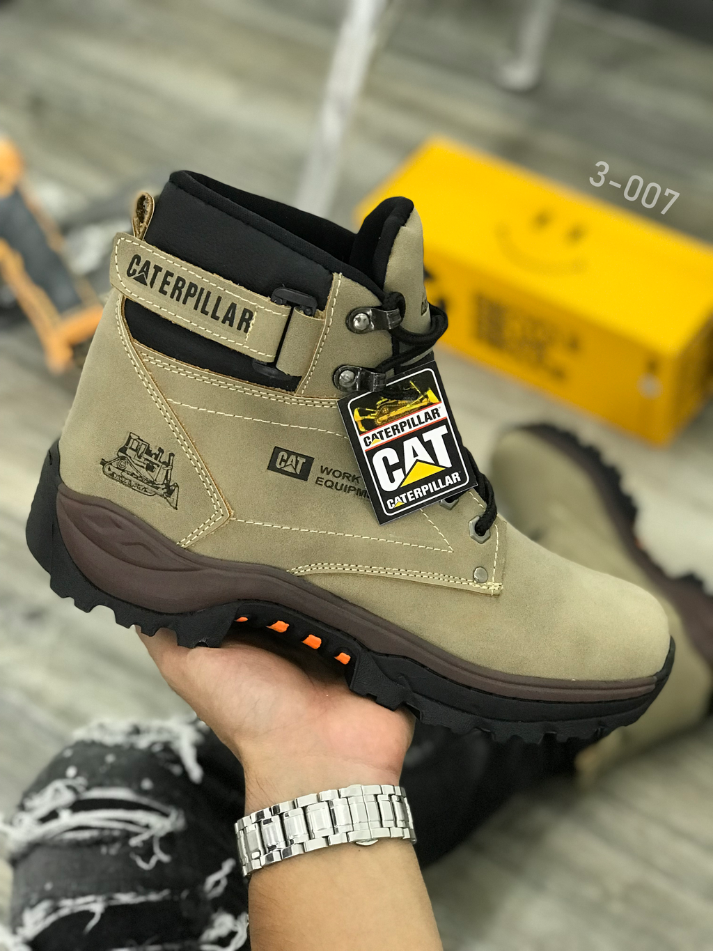 CATERPILLAR SINTETICO 208